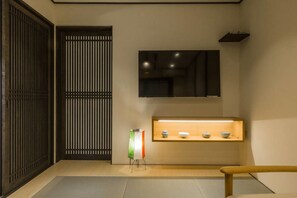 Casa superluxo, 2 quartos (Japanese Style) | Sala de estar | TV de tela plana