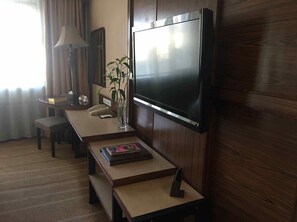 歐陸豪華雙床房 | 客房設施服務