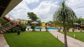 Piscina all'aperto