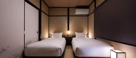 Japanese Town style house | 2 bedrooms, free WiFi, bed sheets