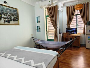 Suite, Non Smoking, City View | Free minibar, individually decorated, desk, free WiFi - Winter Spring Homestay (Can Tho)