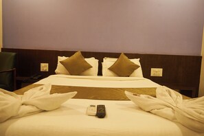 Kamar Triple Deluks | Brankas dan kedap suara
