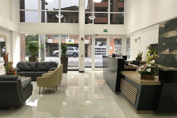 Área de estar no saguão