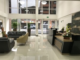 Sala de estar en el lobby