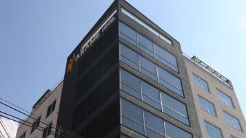 Fachada da propriedade