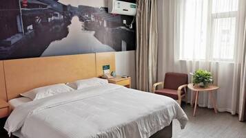 Caja de seguridad en la habitación, wifi gratis y ropa de cama