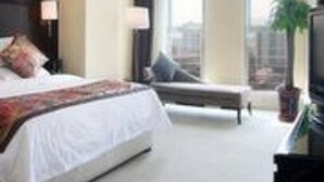 Deluxe King Room | Minibar, in-room safe, desk, blackout curtains - Xining Xingwang International Hotel (Xining)