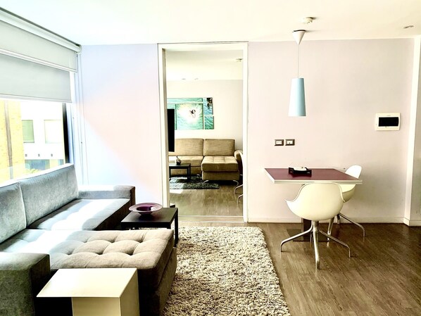 Family Apartment, 2 Bedrooms | Living area