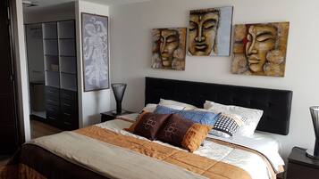 Luxury Apartment, 4 Bedrooms, Accessible, Private Pool | 4 bedrooms, minibar, in-room safe, individually decorated