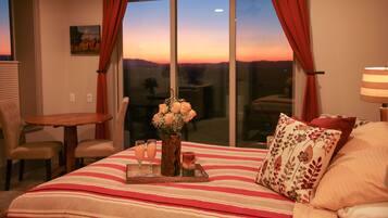 Royal-Zimmer, eigenes Bad | Hochwertige Bettwaren, individuell dekoriert, individuell eingerichtet