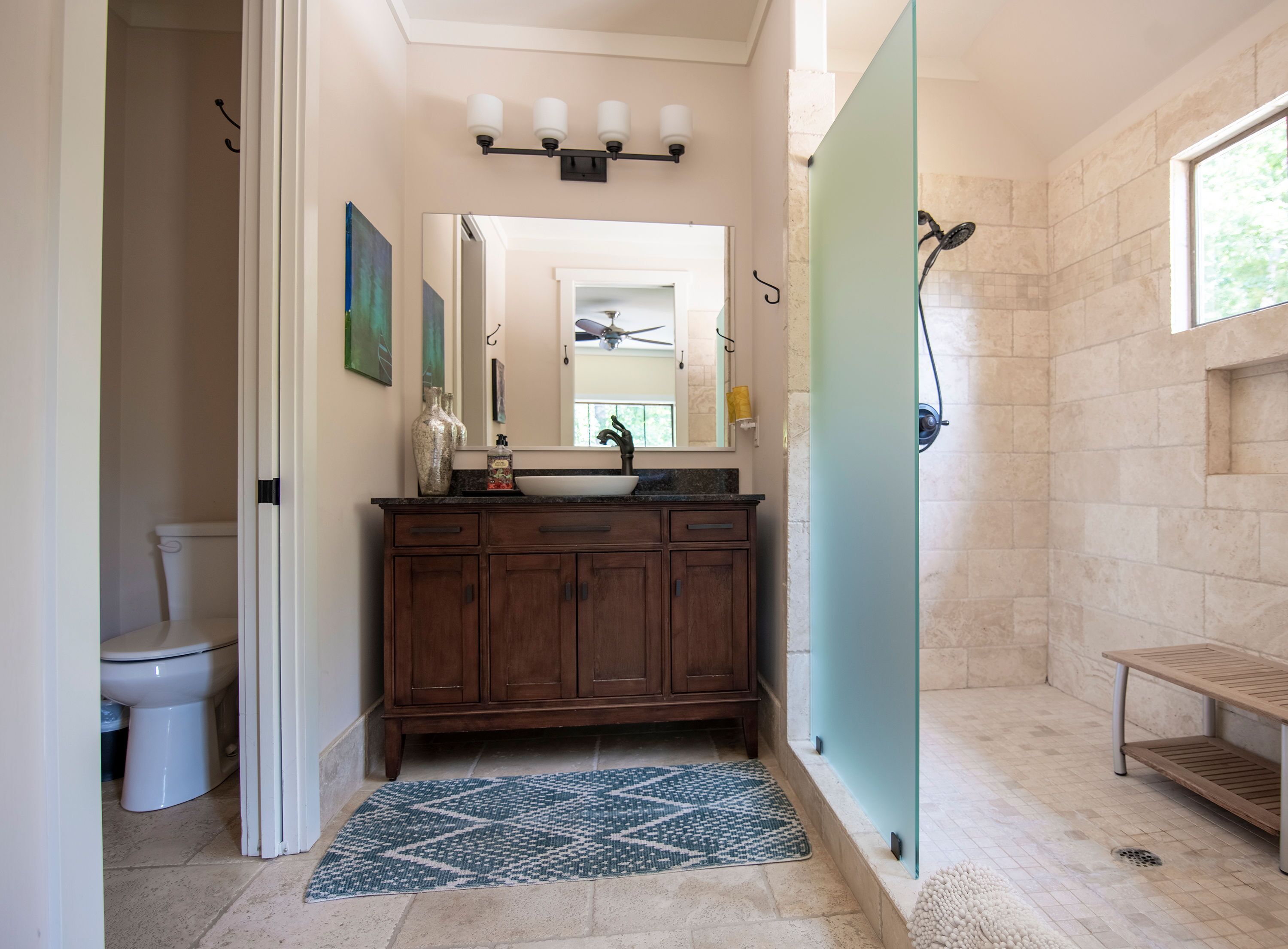 standard house, multiple beds, non smoking (lake house) | bathroom | combined shower/bathtub, deep-soaking bathtub, free toiletries