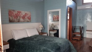 Minibar, iron/ironing board, cots/infant beds, free WiFi