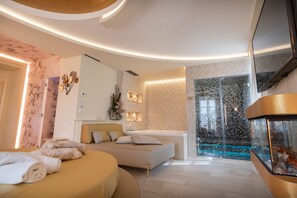 Exclusive Studio Suite, Hot Tub | 1 bedroom, premium bedding, down comforters, in-room safe - Il Giardino degli Angeli (Assisi)