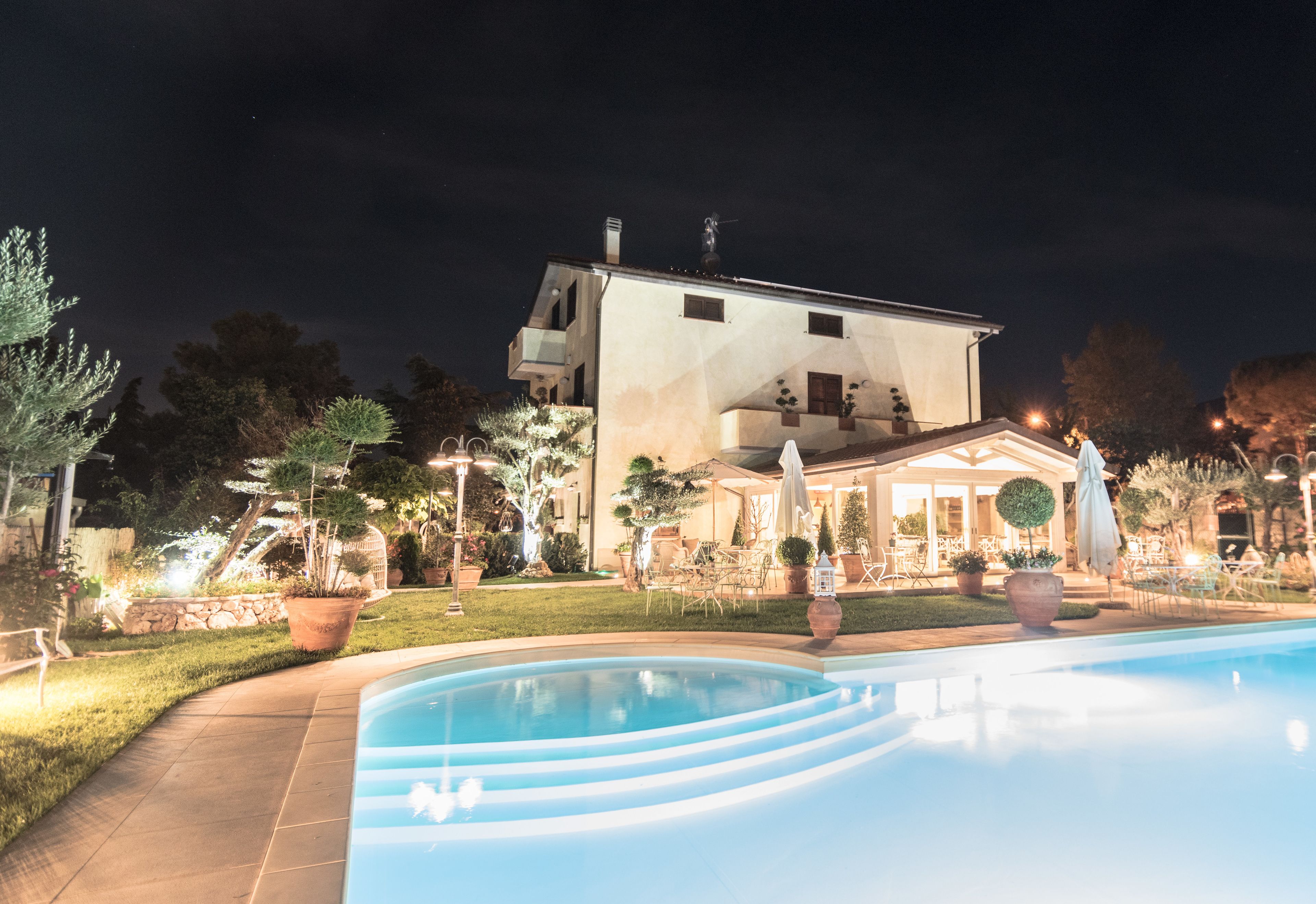 Piscina stagionale all'aperto