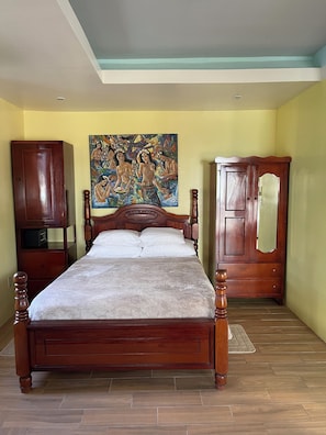Exclusive Cabin, 1 Queen Bed, Ocean View, Oceanfront | Pillowtop beds, desk, blackout drapes, soundproofing - Blue Bay Cottage (Caye Caulker)