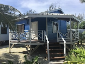 Exterior - Blue Bay Cottage (Caye Caulker)