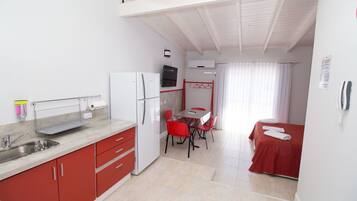 1 bedroom, Egyptian cotton sheets, premium bedding