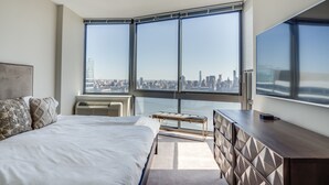Appartamento, 2 camere da letto, vista città | 2 camere, biancheria da letto di alta qualità, ferro/asse da stiro