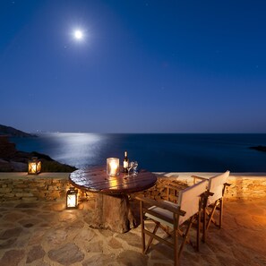 Terrace/patio - Athina Ios Villa (Ios)