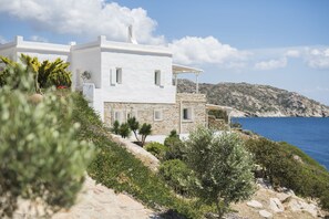 Vila, 2 quartos | Escrivaninha, ferros/tábuas de passar roupa, Wi-Fi de cortesia