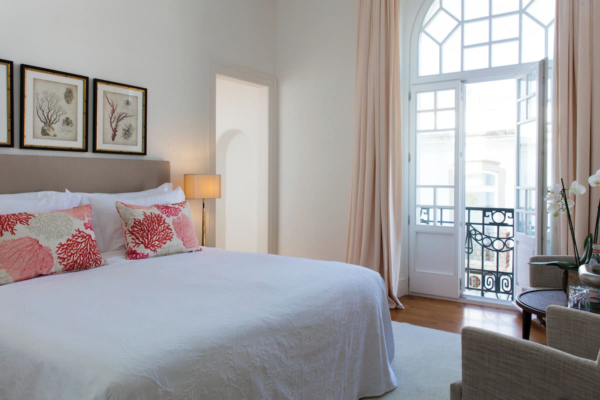 Standard Double Room | Egyptian cotton sheets, premium bedding, minibar, in-room safe