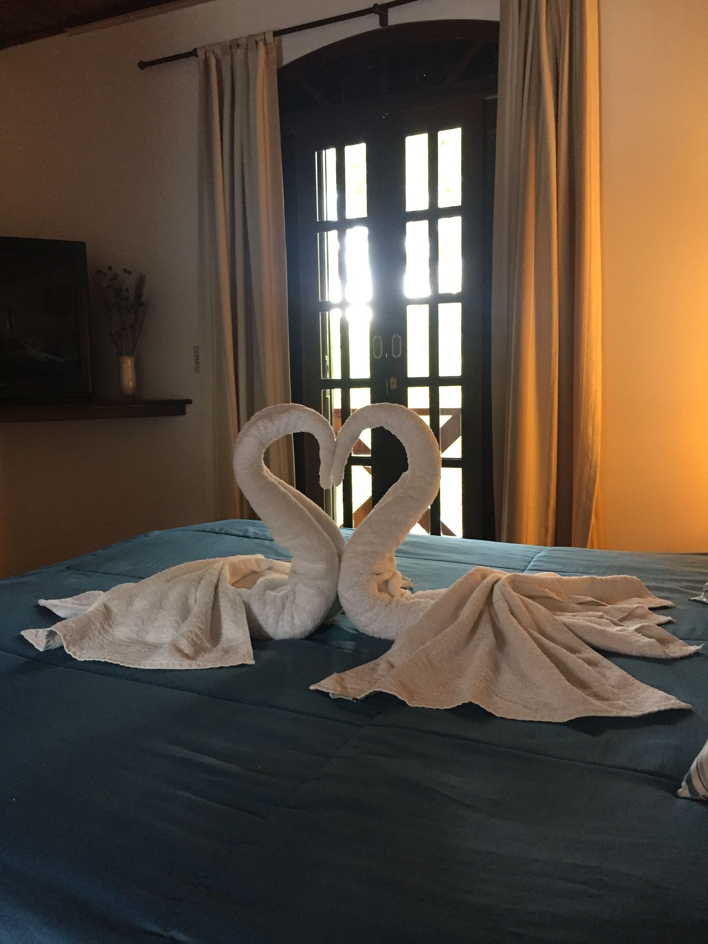 Standard Double Room (Sem Aquecimento) | Minibar, iron/ironing board, free WiFi, bed sheets