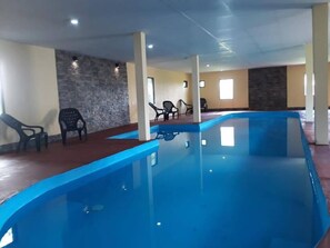 Indoor pool, outdoor pool - Cabañas Altos de Artalaz (Colon)