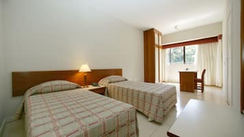 1 bedroom, in-room safe, desk, blackout drapes