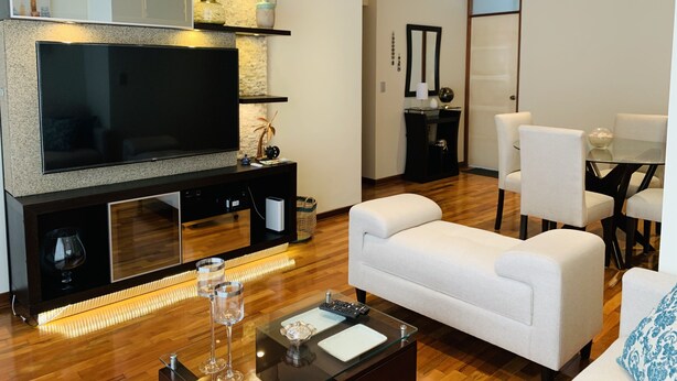 Appartement Deluxe, 2 chambres, accessible aux personnes à mobilité réduite | Salle de séjour