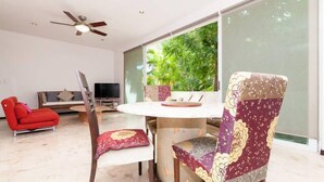 Exclusive Condo, 3 Bedrooms, Private Pool, Partial Ocean View | In-room dining - BOSQUE DE LOS ALUXES INDO BY PLAYA PARADISE (Playa del Carmen)