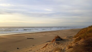 Una playa cerca