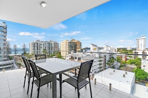 Two Bedroom Superior Apartment | 露台