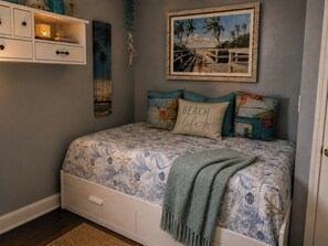 4 bedrooms, in-room safe, iron/ironing board, free WiFi