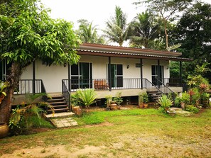 Mặt tiền nơi lưu trú