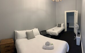 Standard Triple Room, Multiple Beds - Abermain Hotel (Abermain)