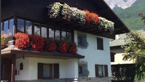 Exterior - BEAUTIFUL ATTIC ROOM WITH A VIEW OF THE SKI SLOPES (BORMIO)