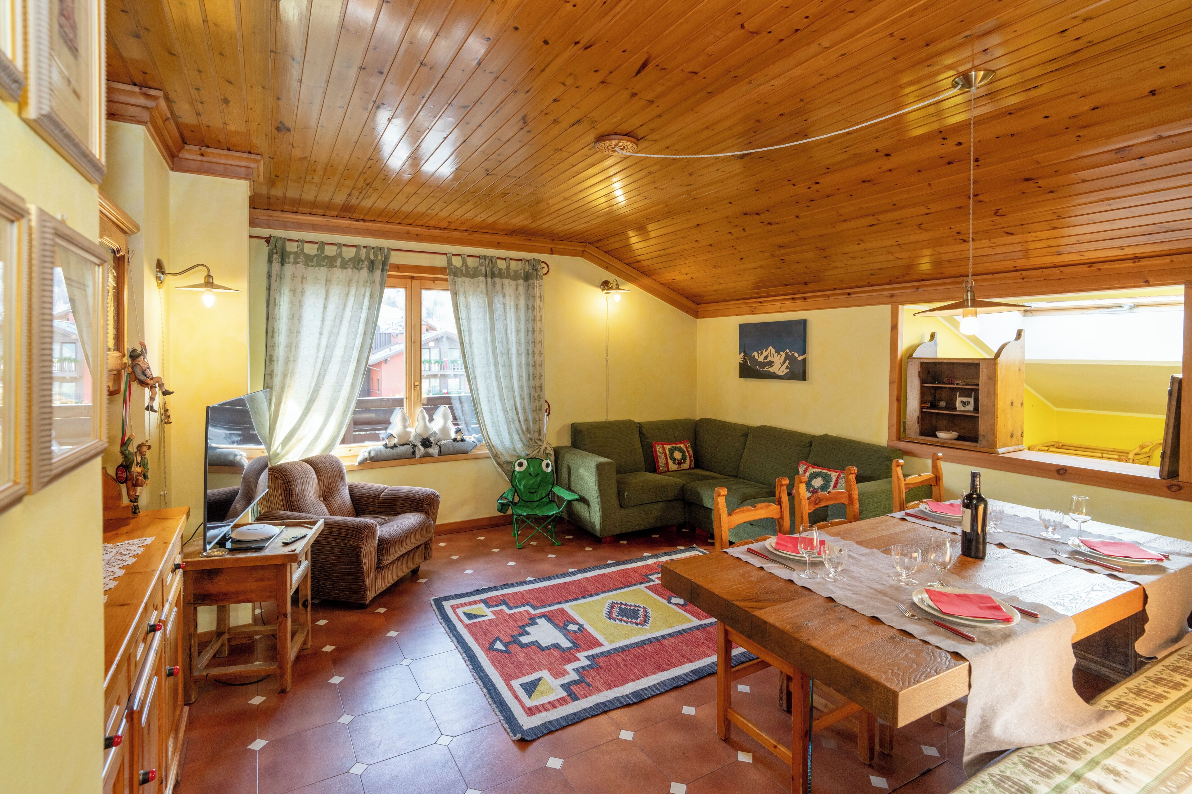 Beautiful Attic Room With A View Of The Ski Slopes - Bormio
