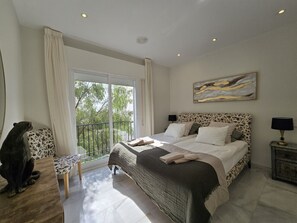 6 Schlafzimmer, Bügeleisen/Bügelbrett, Reisekinderbett, kostenloses WLAN