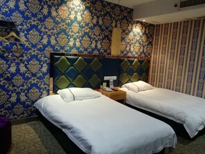 ห้องดีลักซ์ทวิน | โต๊ะทำงาน, ผ้าม่านกัน  แสง, Wi-Fi ฟรี