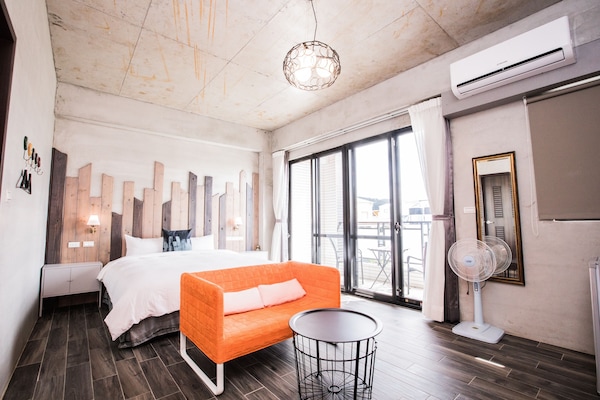 Superior Double Room, Balcony | Desk, blackout drapes, free WiFi