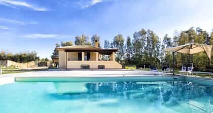 ClickSardegna Villa Mediterranea an oasis in the heart of Riviera del Corallo