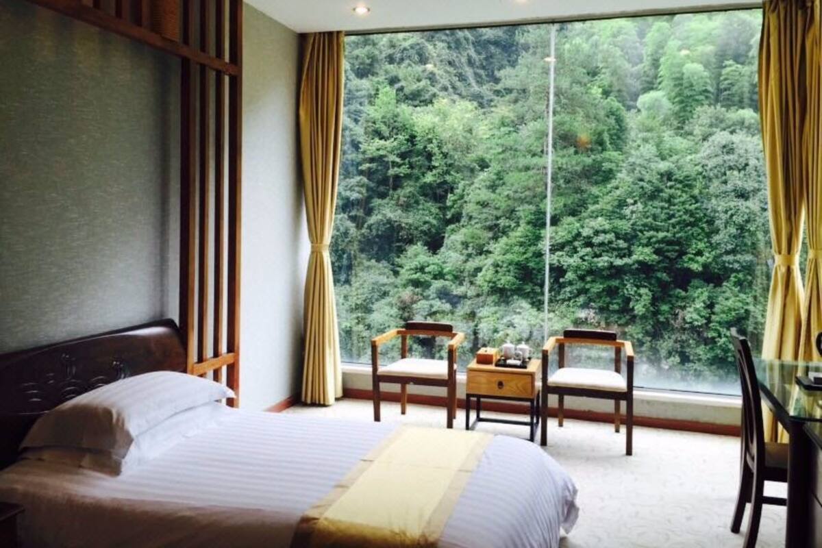 Ropa de cama de alta calidad y minibar