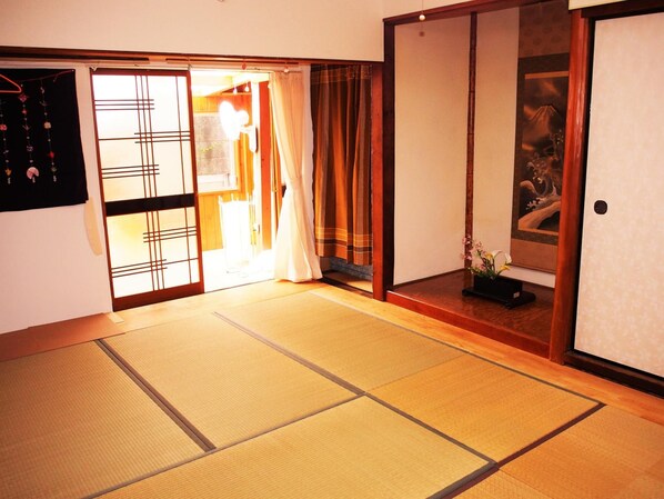 Individually decorated, desk, iron/ironing board, free WiFi - Guest House Kominka Nagomi (Izumisano)