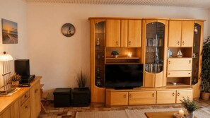 Interior - Top vacation home,7 p.,sauna,2 baths,WLAN,fireplace,beach kitchen,terrace,dog,playground (Dornum)