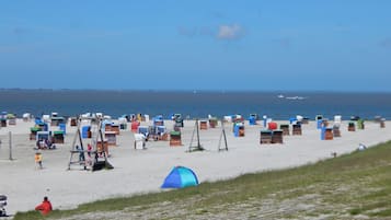 In Strandnähe, Liegestühle