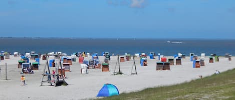 Beach nearby, sun loungers