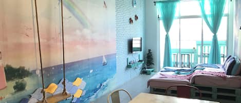 Design Apartment, 2 Bedrooms, Non Smoking | Living area