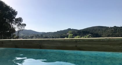 Contemporary comfortable & warm cottage in the heart of nature. Great view. SWIMMING POOL