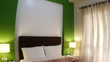 Condo, 2 Bedrooms | 2 bedrooms, free WiFi, bed sheets