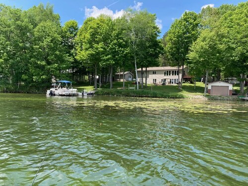 Waterfront Lake House , Crane Lake,  Pickerel WI. See our video!